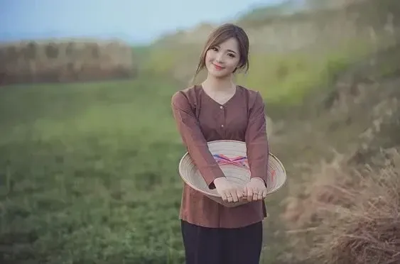 Khám phá bộ sưu tập hình ảnh gái quê xinh đẹp và duyên dáng