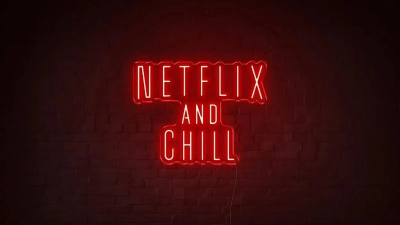 Netflix and Chill là gì là cách nói ẩn ý rủ nhau xem phim và hẹn hò