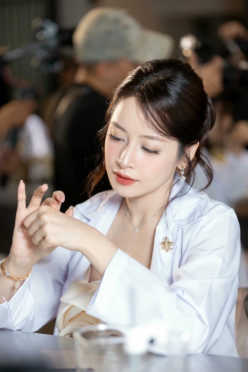 Chi Pu là gì, biểu tượng đa năng của Vbiz