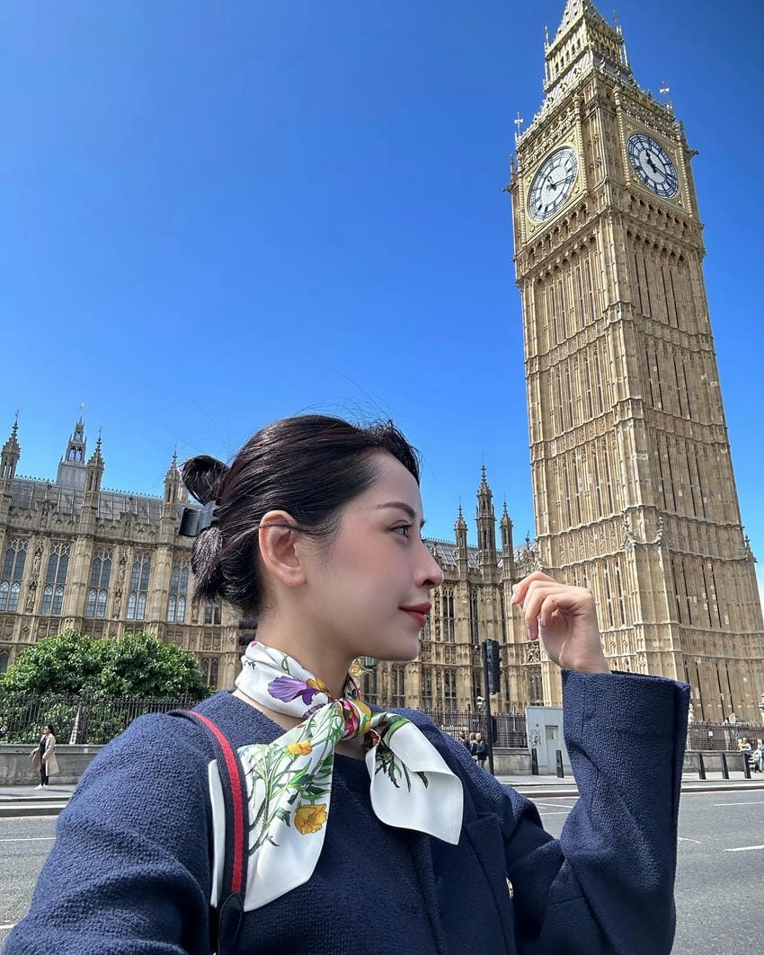 Chi Pu album, Love Story và single chất lượng cao