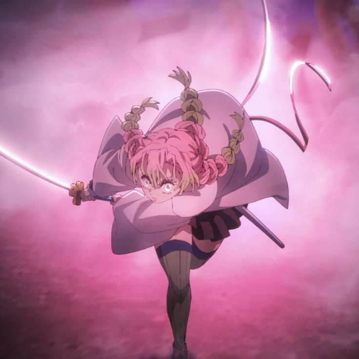 Mitsuri Kimetsu no Yaiba chiến binh với trái tim yêu thương
