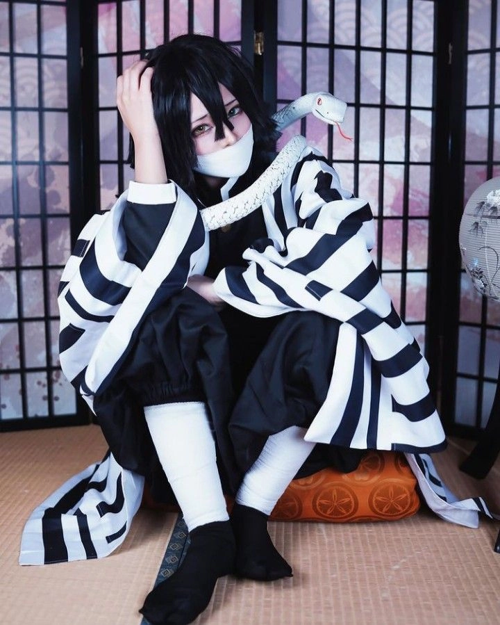 Iguro Obanai cosplay tutorial hướng dẫn cosplay Xà Trụ chi tiết