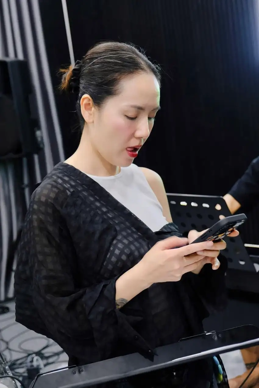 Lời bài hát Phương Linh Cơn mưa tình yêu đầy lãng mạn
