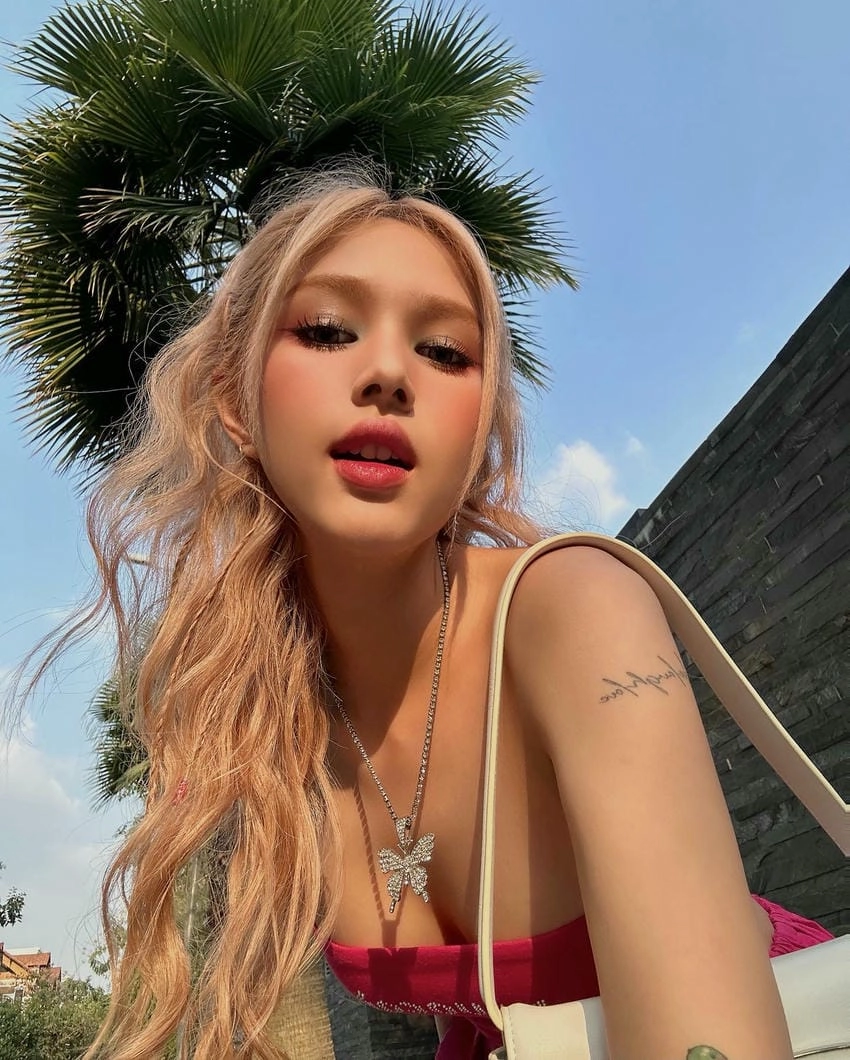 Xoài Non profile từ hot girl đến KOL