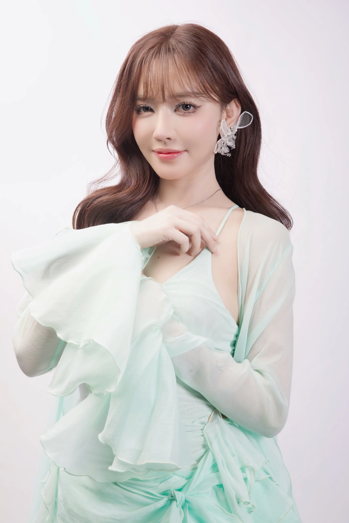 Tìm kiếm Bích Phương đời thường