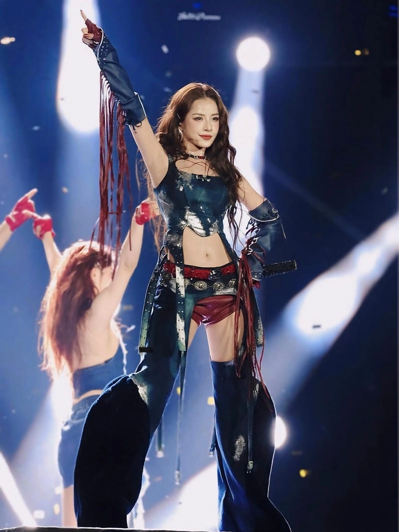 Chiêm ngưỡng vẻ đẹp Chi Pu quyến rũ