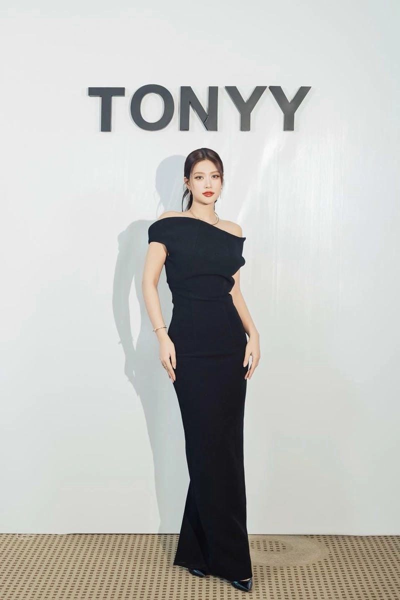 Cùng ngắm Đoàn Thiên Ân phong cách