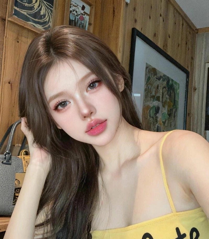 Đắm mình trong gái tây xinh cá tính