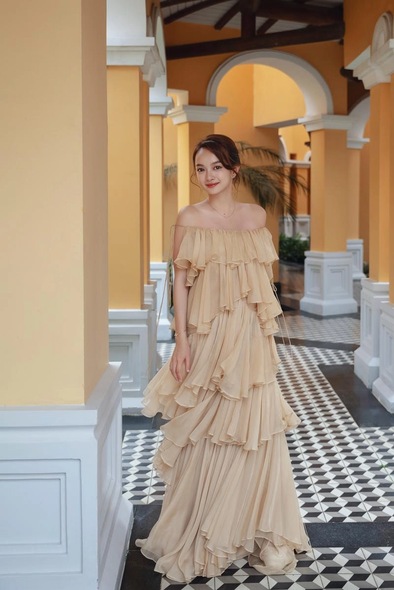 Sưu tầm những khoảnh khắc Kaity Nguyễn xinh đẹp