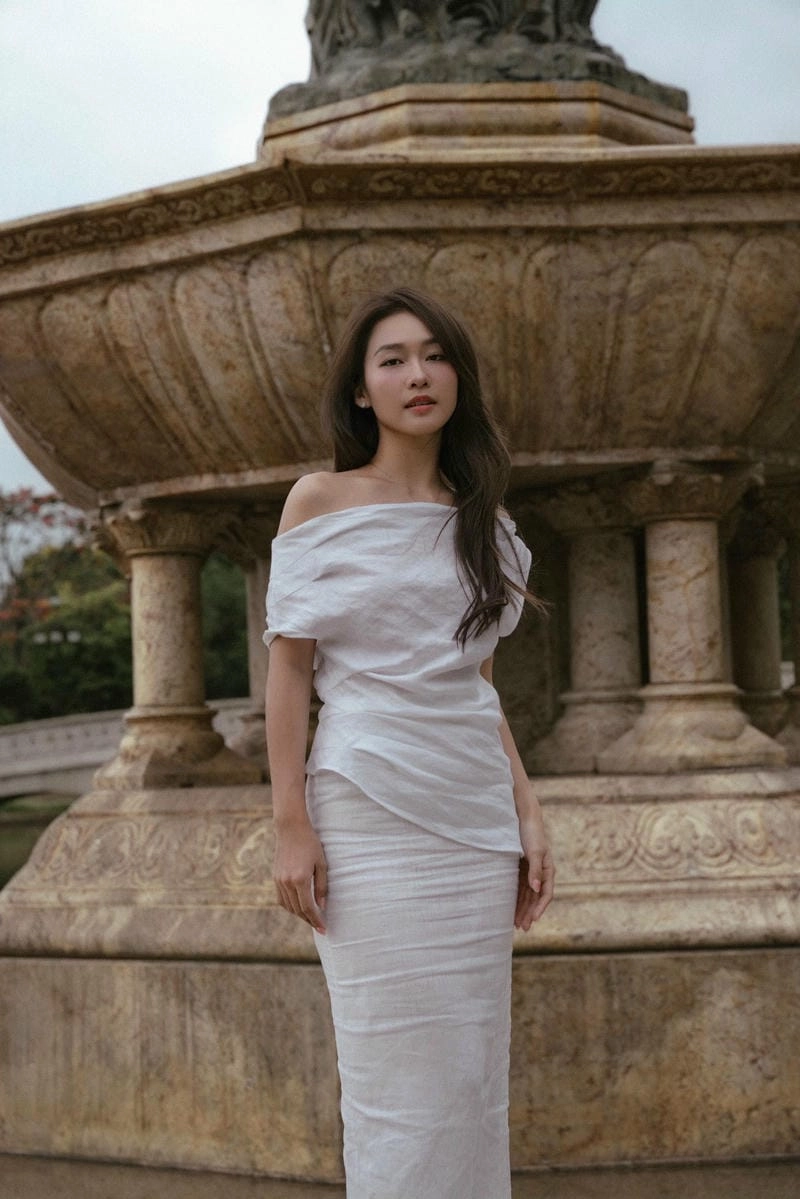 Cùng ngắm Khả Ngân xinh đẹp