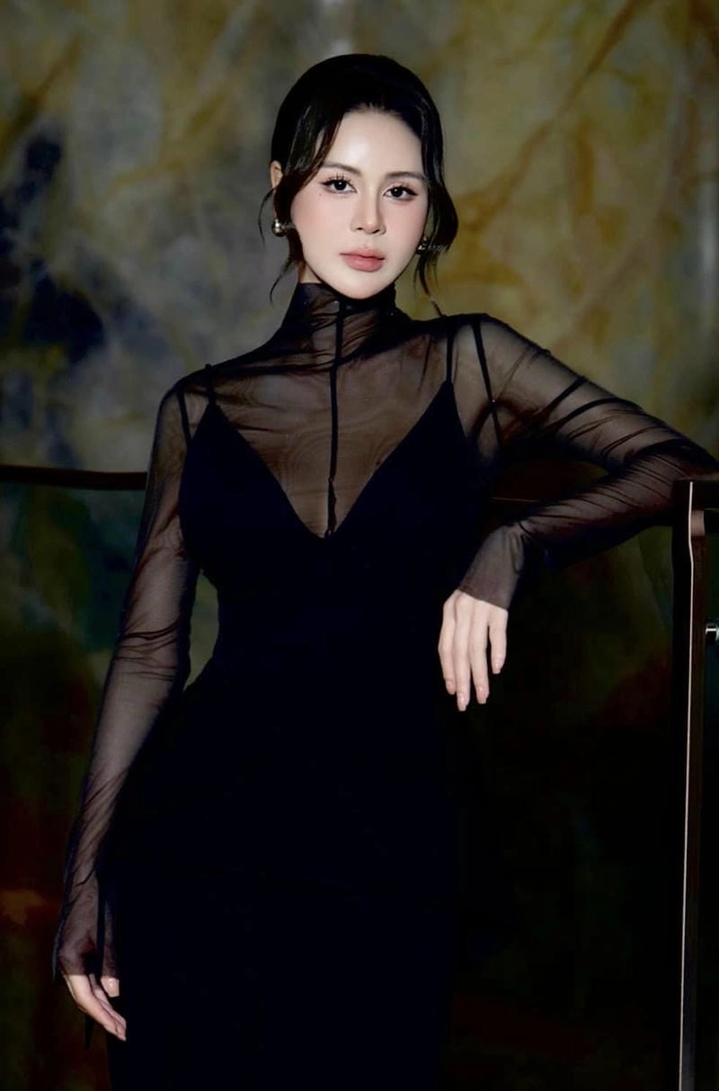 Sưu tầm những khoảnh khắc Lương Thu Trang quyến rũ