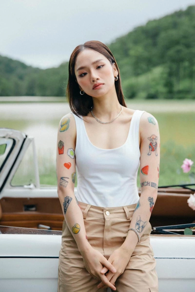Sưu tầm những khoảnh khắc Miu Lê dễ thương