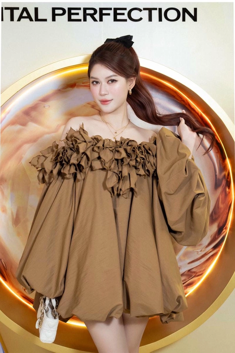 Cùng ngắm Ngọc Thanh Tâm xinh đẹp