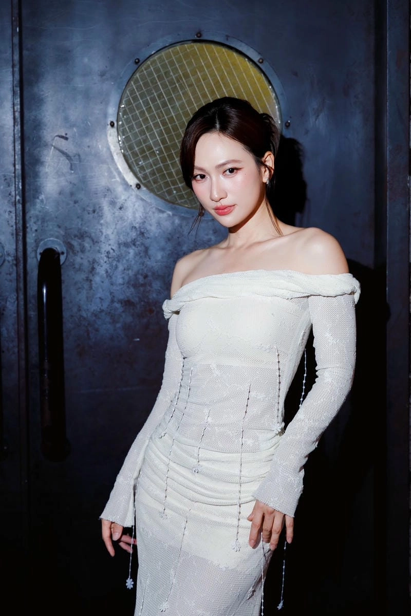 Cùng ngắm Phương Anh Đào diễn viên