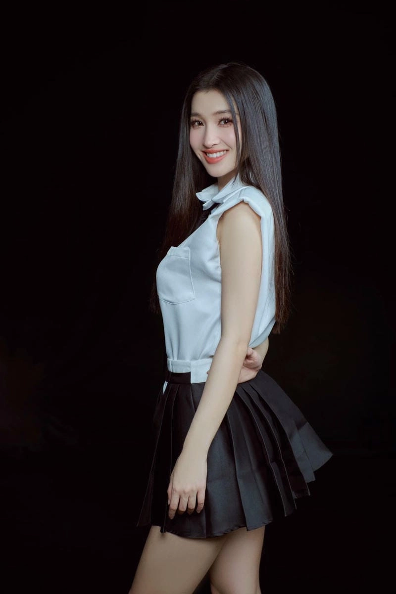 Sưu tầm những khoảnh khắc của người đẹp Phương Nhi