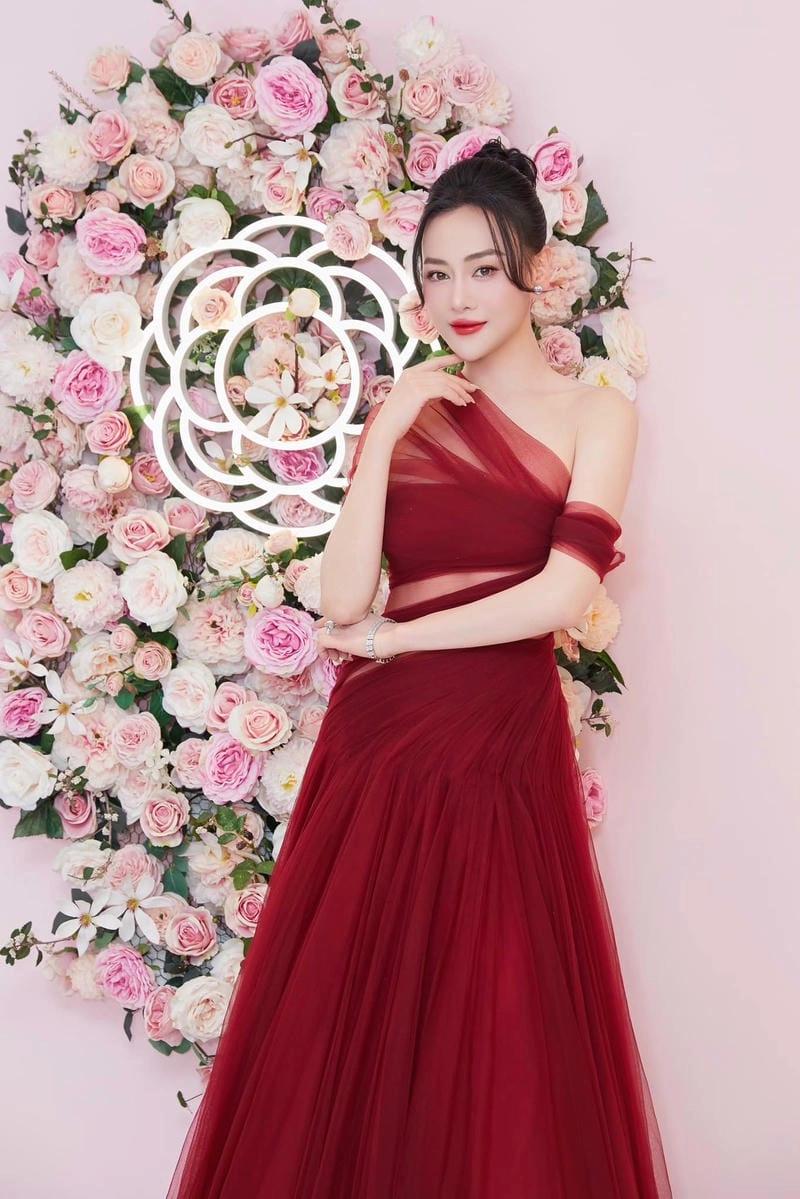 Tìm kiếm Phương Oanh đời thường