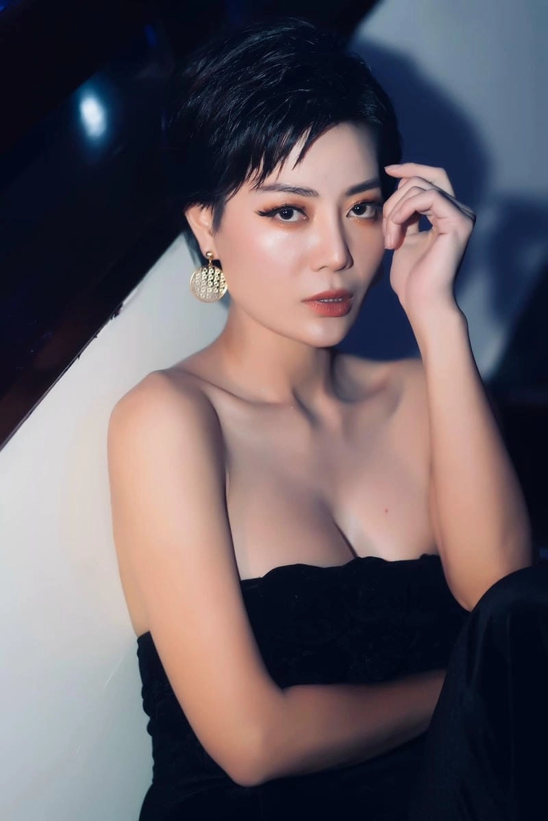 Cùng ngắm Thanh Hương diễn viên