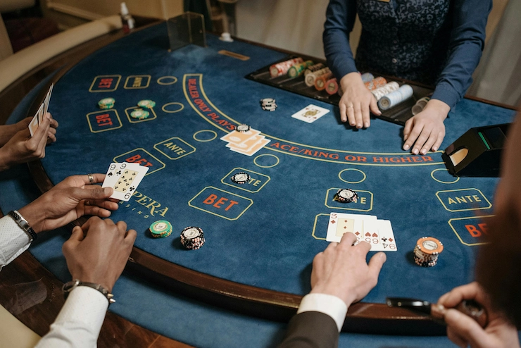Nhận thưởng miễn phí khi chơi baccarat tại nhà cái uy tín