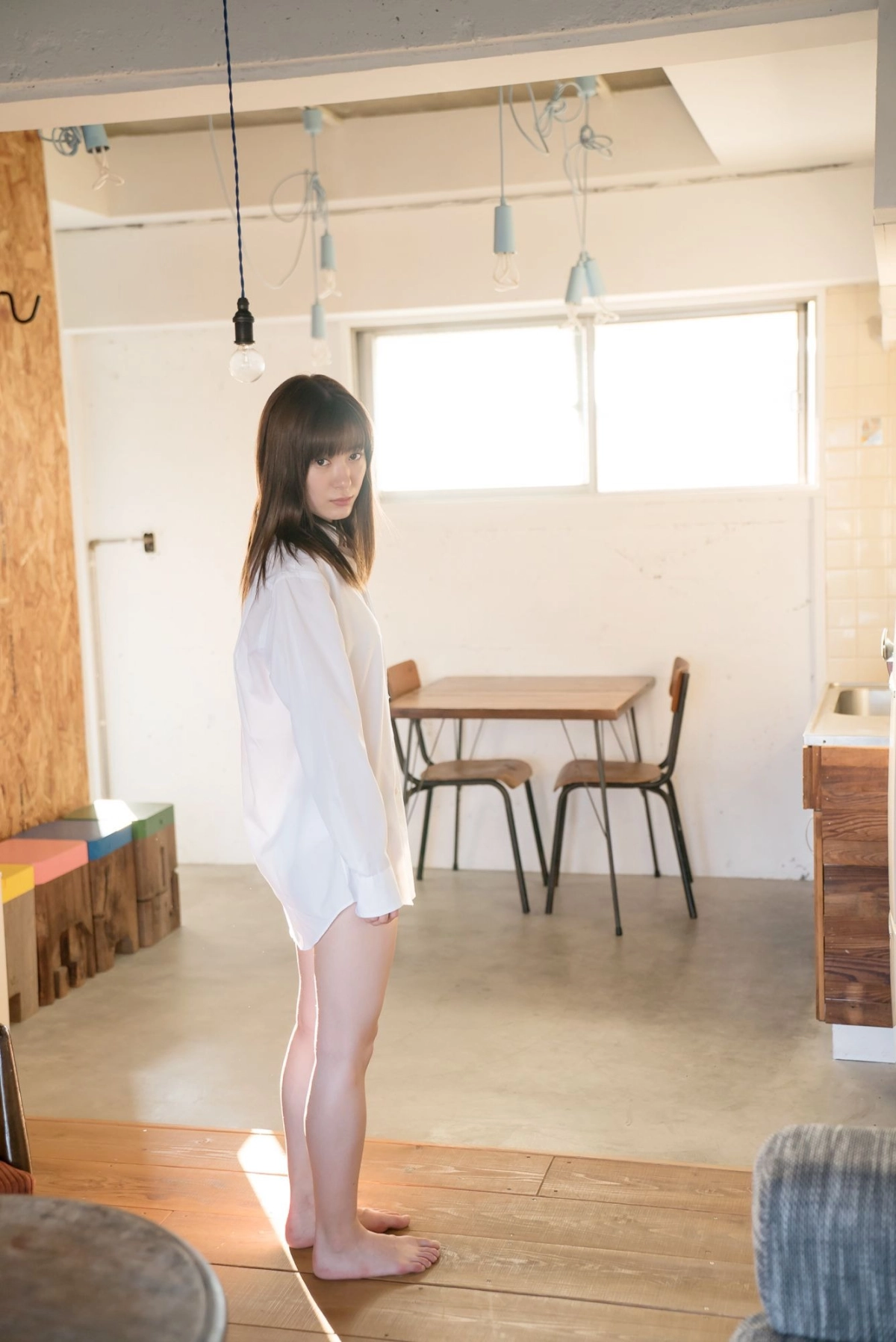 Làn sắc rực lửa của Ikuta Erina thu hút mạnh mẽ