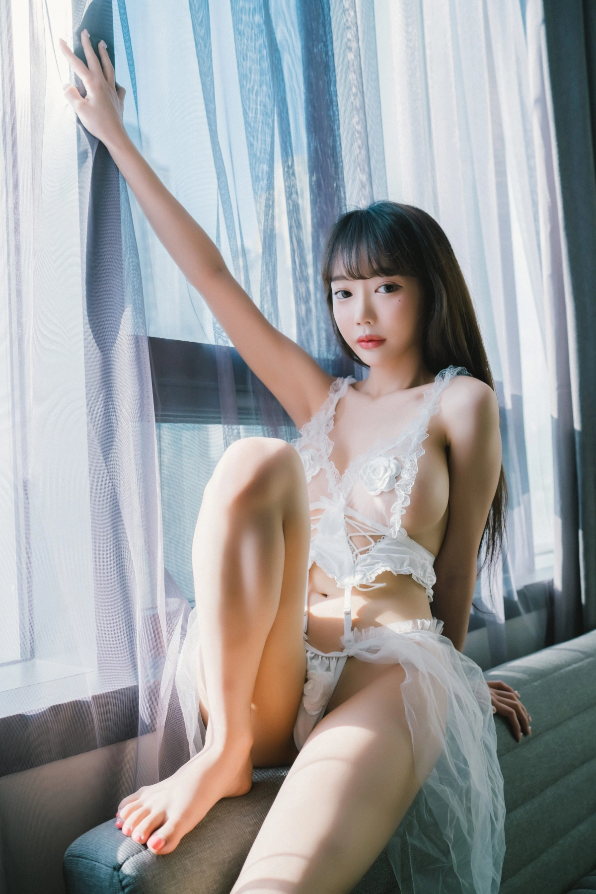 Jucy đồ lót ren hở bạo nóng bỏng chết người