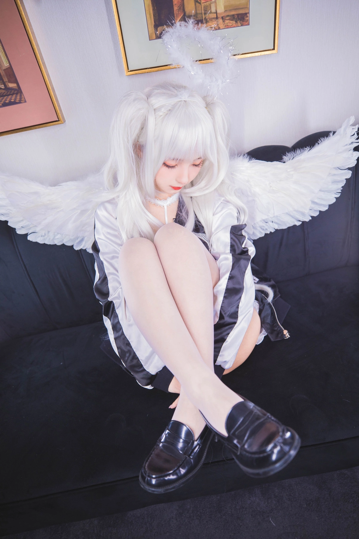 Sự quyến rũ của Kagurazaka Midwinter khiến tim loạn