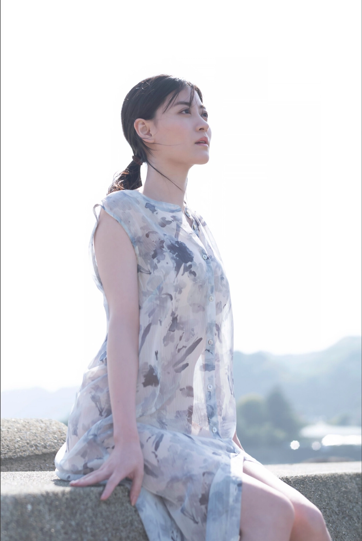 Kami Nishie lồn múp hồng hào nóng bỏng kích thích điên