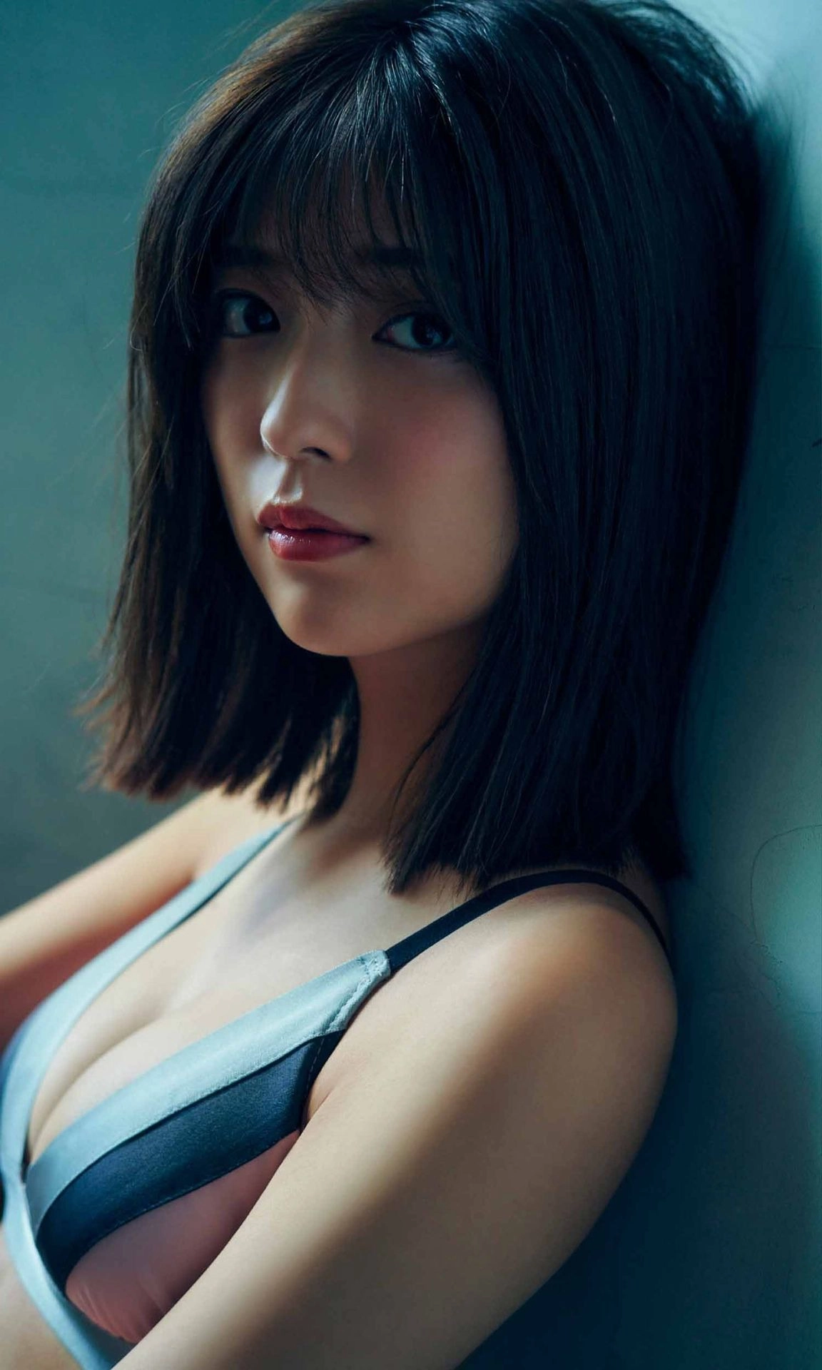 Mio Kudo vú to căng tròn sexy mê ly tuyệt đối