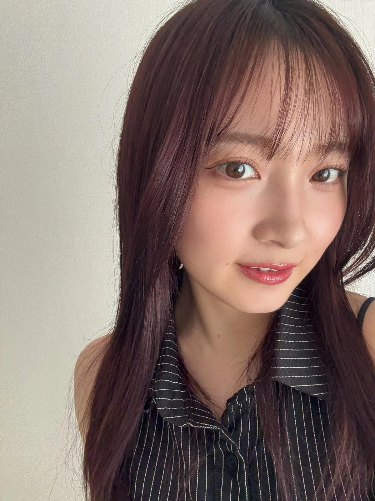 Vẻ đẹp nóng bỏng của Morito Chi Saki gây chú ý mạnh