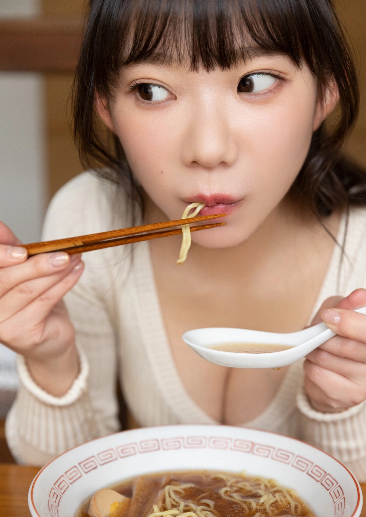 Nagasawa Morina vú bự mông căng nóng bỏng dập liên hồi