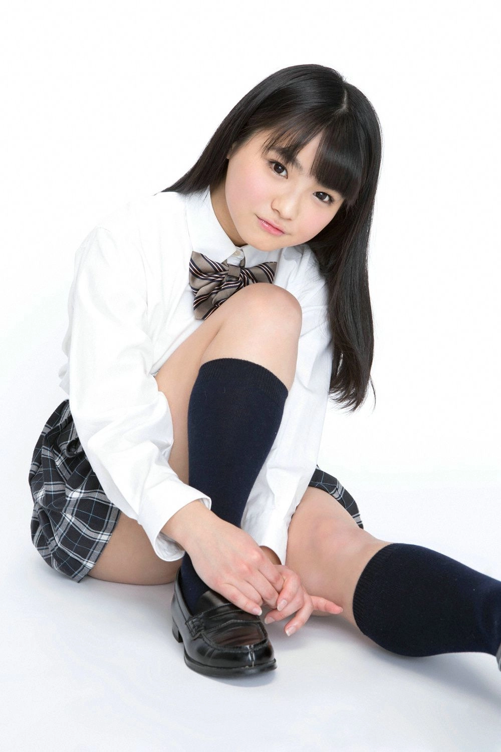 Saye Kataoka môi căng ướt sexy cuốn hút điên đảo