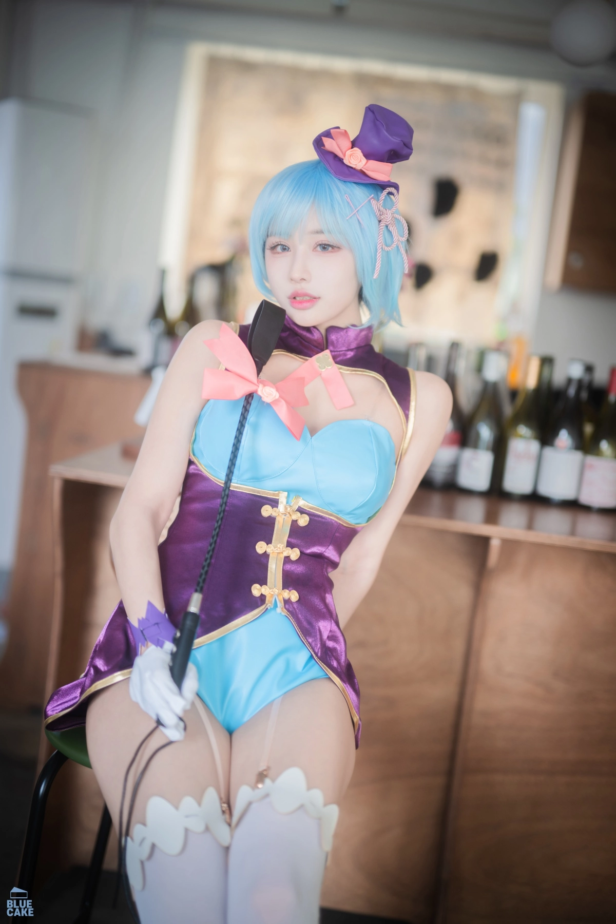 Yeon Yu quay lưng cong cháy sexy nhìn là đổ gục