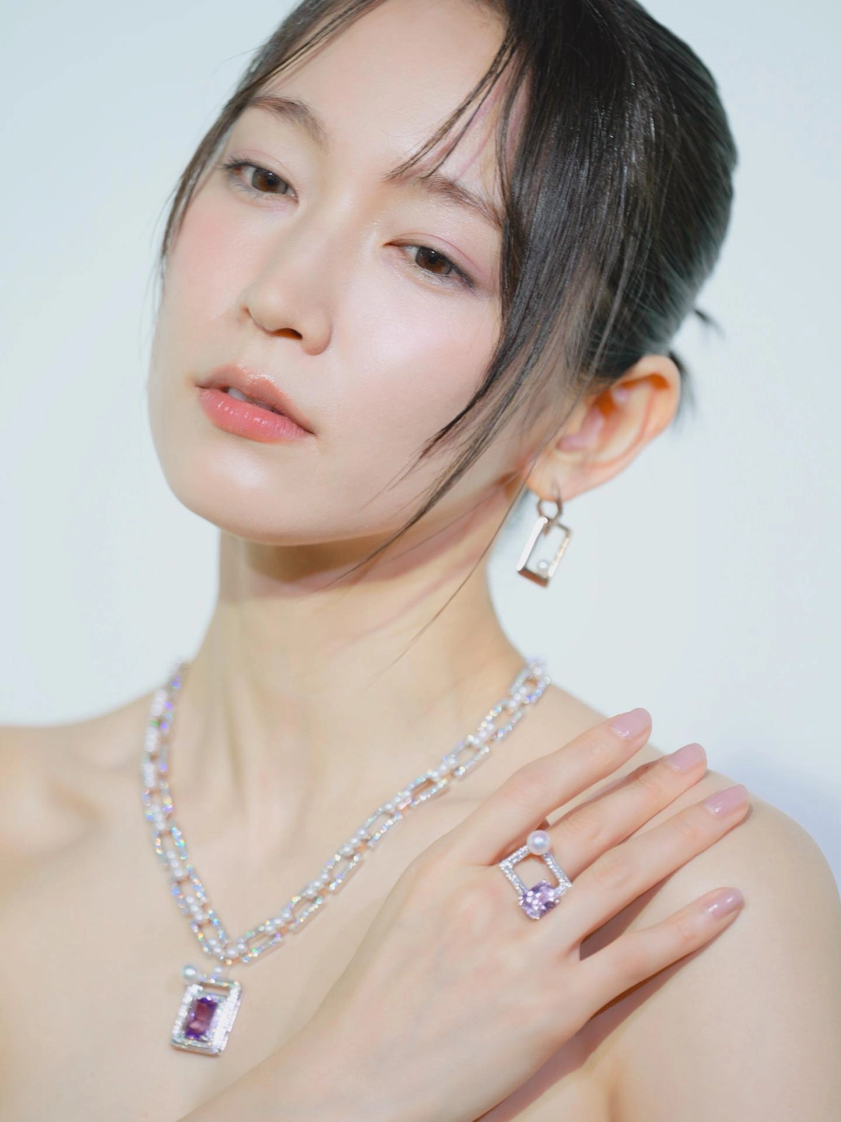 Yoshioka Rifan nữ thần nóng bỏng nhìn là muốn địt ngay