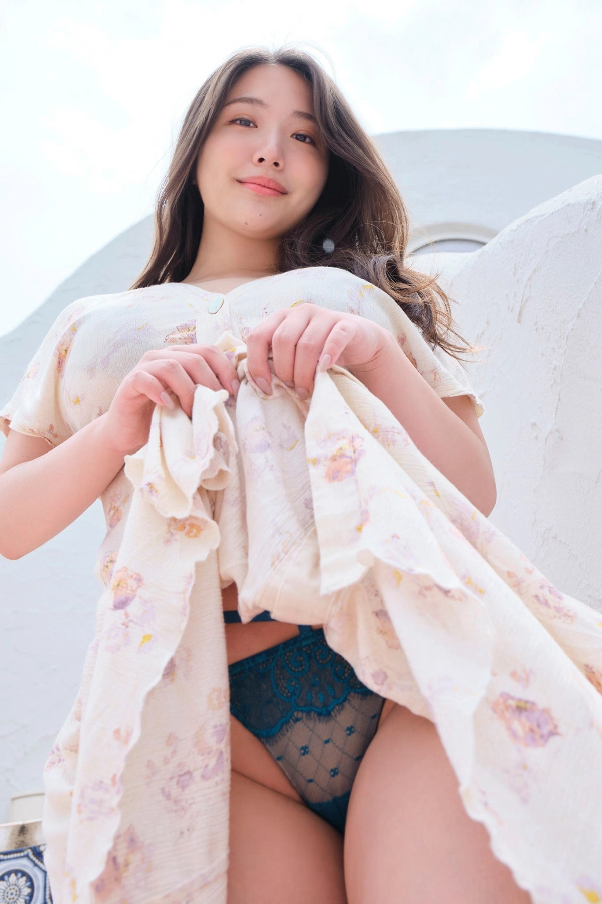 Yumi Mizusaki sở hữu nét sexy tinh tế