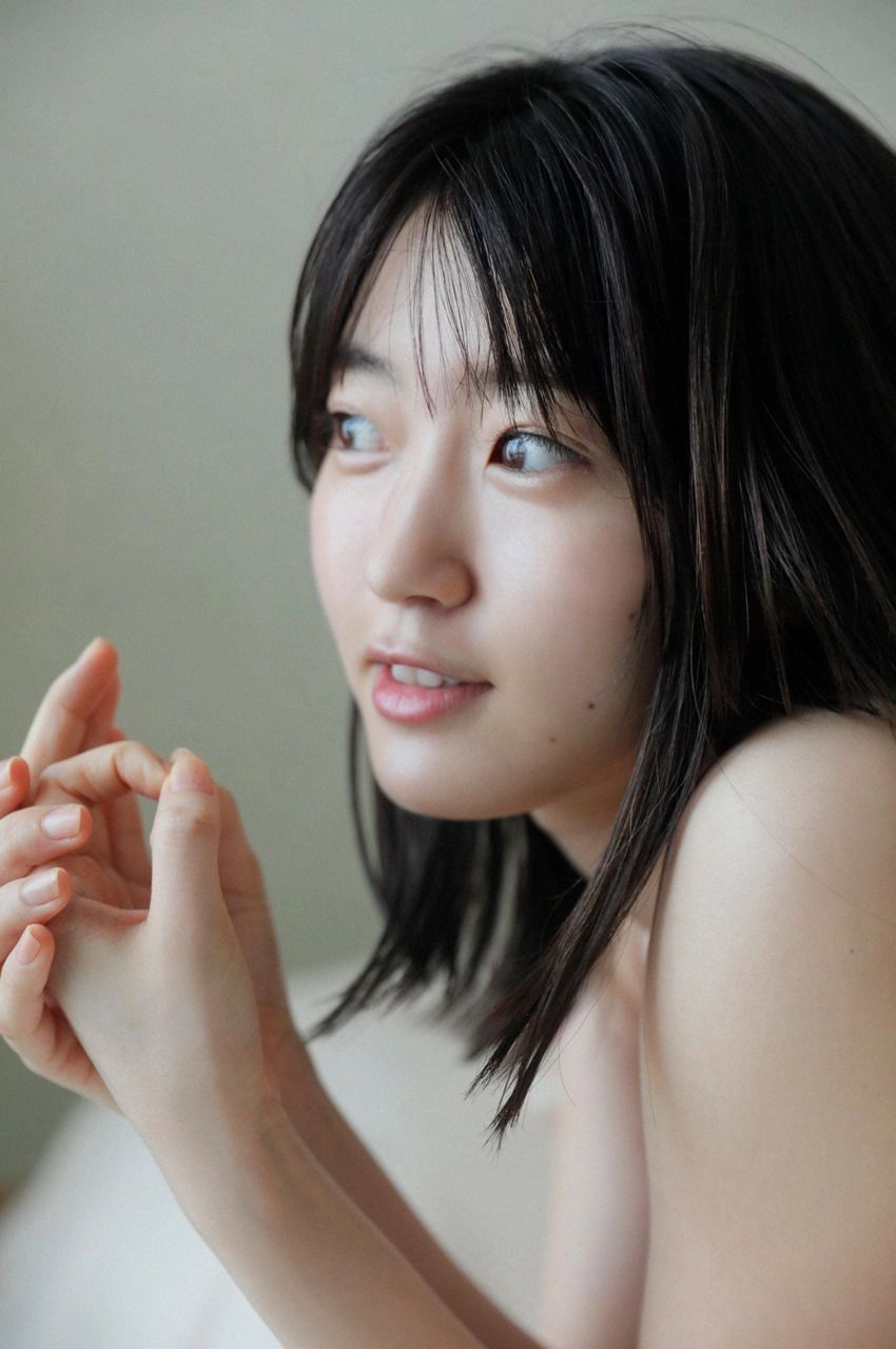 Yuri Yoshinaga da trắng lồn hồng sexy nhìn là muốn ngay