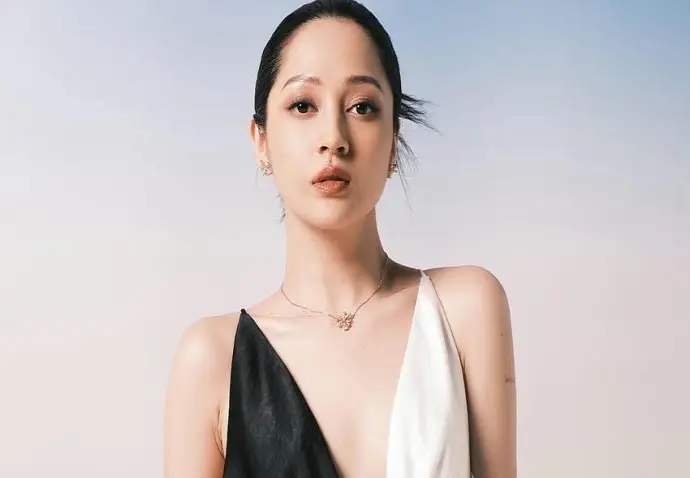 Những bức ảnh quyến rũ của Bảo Anh gây sốt cộng đồng