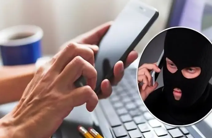 Stalk có nghĩa là gì? Hiểu đúng về hành vi theo dõi trên mạng xã hội