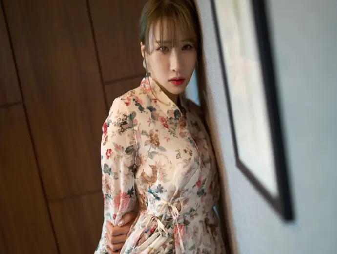 SeA khoe thân hình bốc lửa tuyệt mỹ trong bộ ảnh sexy mới