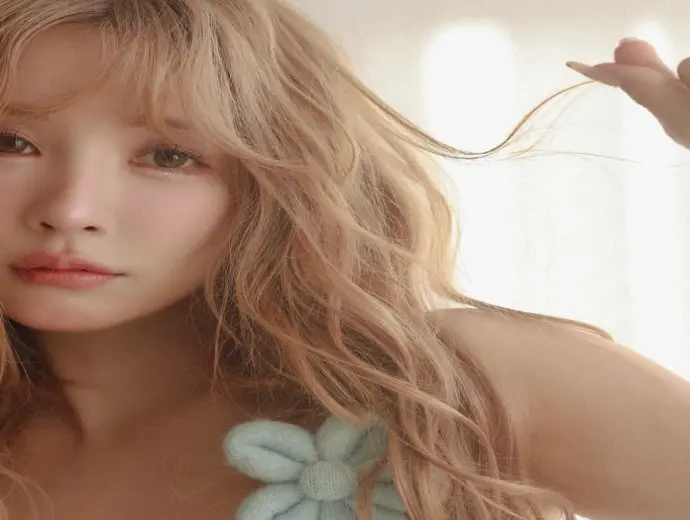 Mikami Yua táo bạo cuốn hút ngút ngàn trong bộ ảnh sexy