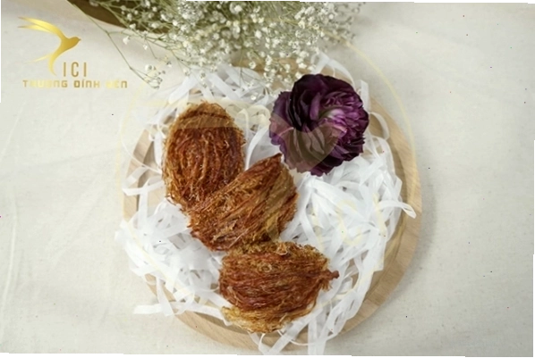 Cách chưng yến với hạt sen, hạt chia