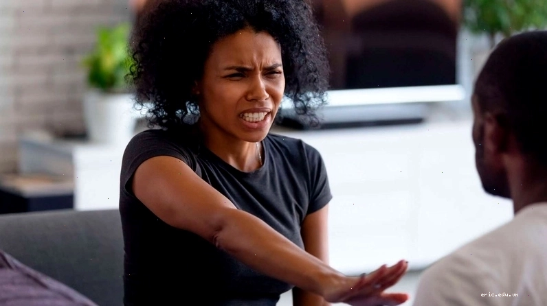Gaslighting là gì? 8 dấu hiệu nhận biết bạn đang bị gaslighting 3