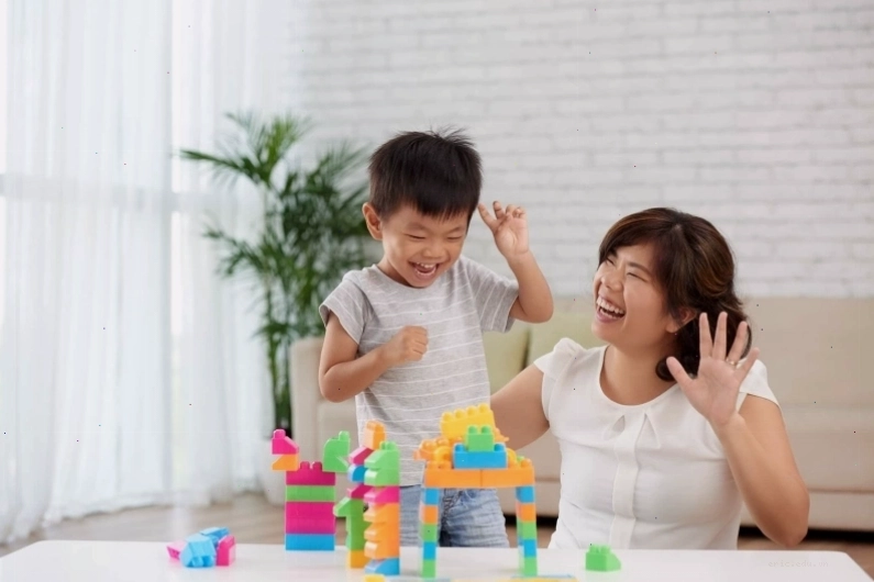 Gia đình đóng vai trò quan trọng trong việc điều trị hội chứng ADHD ở trẻ, cần sự thấu hiểu và kiên nhẫn.