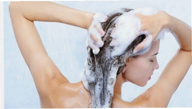 Giữ vệ sinh tóc sạch sẽ giúp phòng ngừa trứng tóc