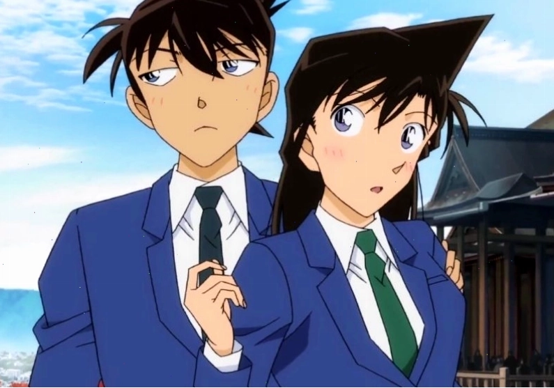 Hình ảnh cặp đôi anime nắm tay nhau trên con đường tình yêu