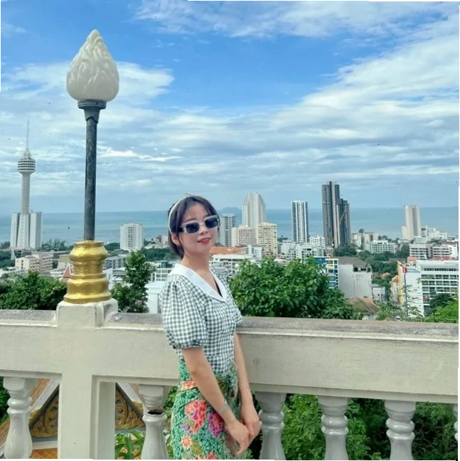 Hình ảnh con rắn trắng trong giấc mơ mang ý nghĩa may mắn và tài lộc