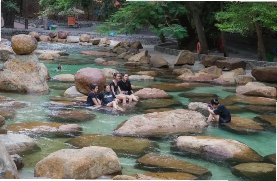 Khu du lịch Thủy Châu ở Bình Dương với cảnh quan thiên nhiên tươi đẹp