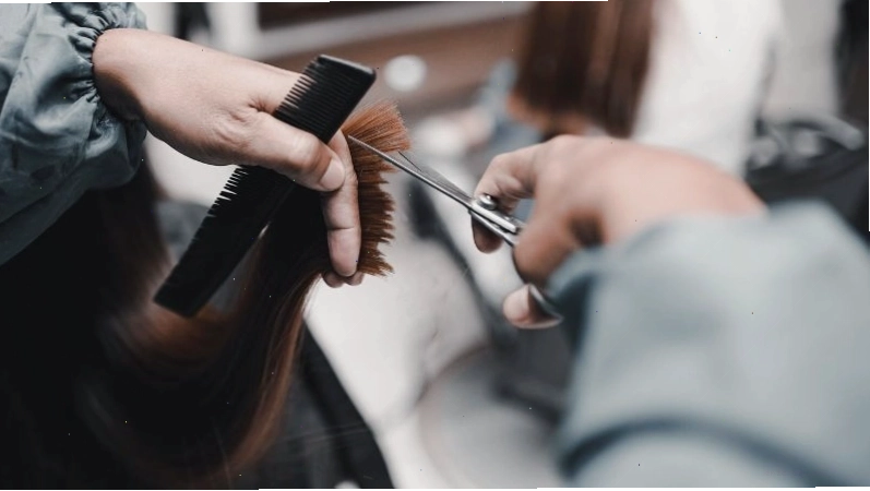 Lựa chọn salon tóc uy tín và thợ làm tóc có tâm