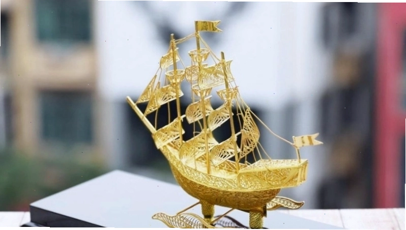 Lưu ý khi chọn thuyền buồm phong thủy để đảm bảo mang lại may mắn và tài lộc.
