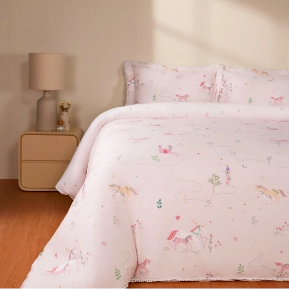 Mẫu giường ngủ gỗ óc chó sang trọng, đẳng cấp