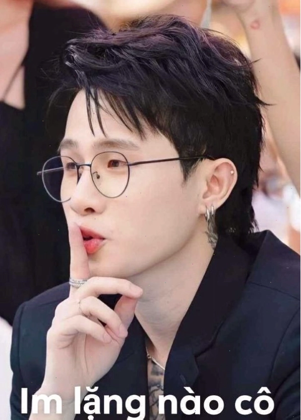 Meme bịt miệng (7) với phong cách hoạt hình