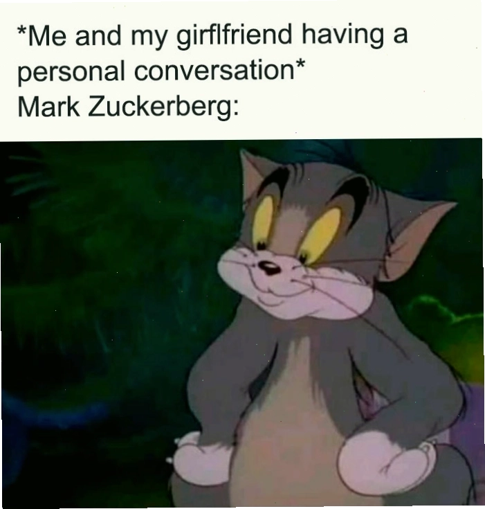 Meme Tom and Jerry với ánh mắt ranh mãnh
